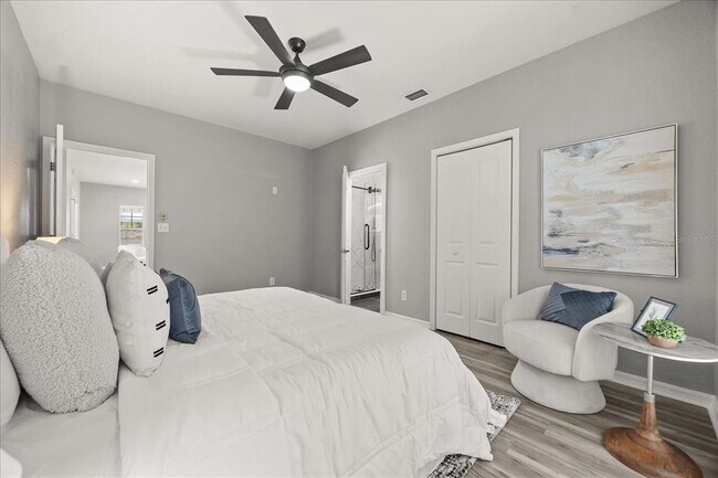 Building Photo - 748 Altaloma Ave