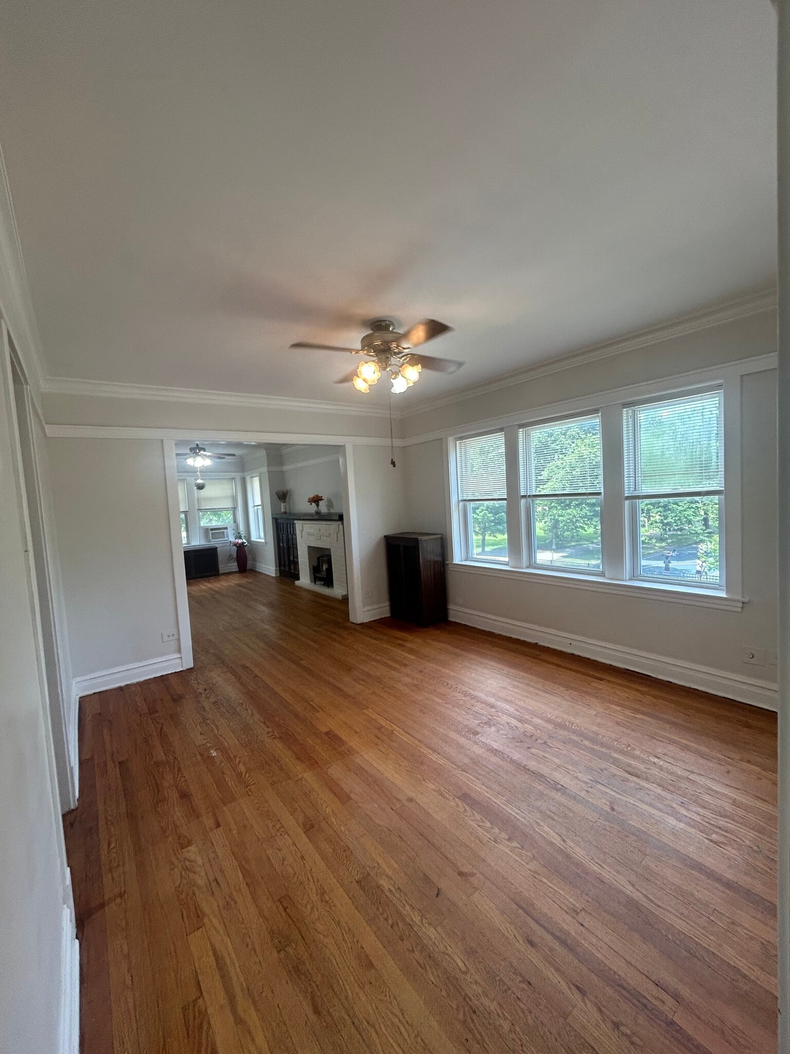 Dining Room - 5021 W Belden St
