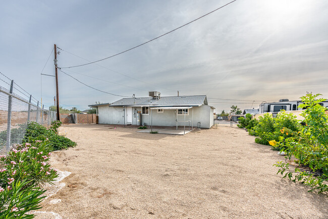 Building Photo - Charming Mesa Home