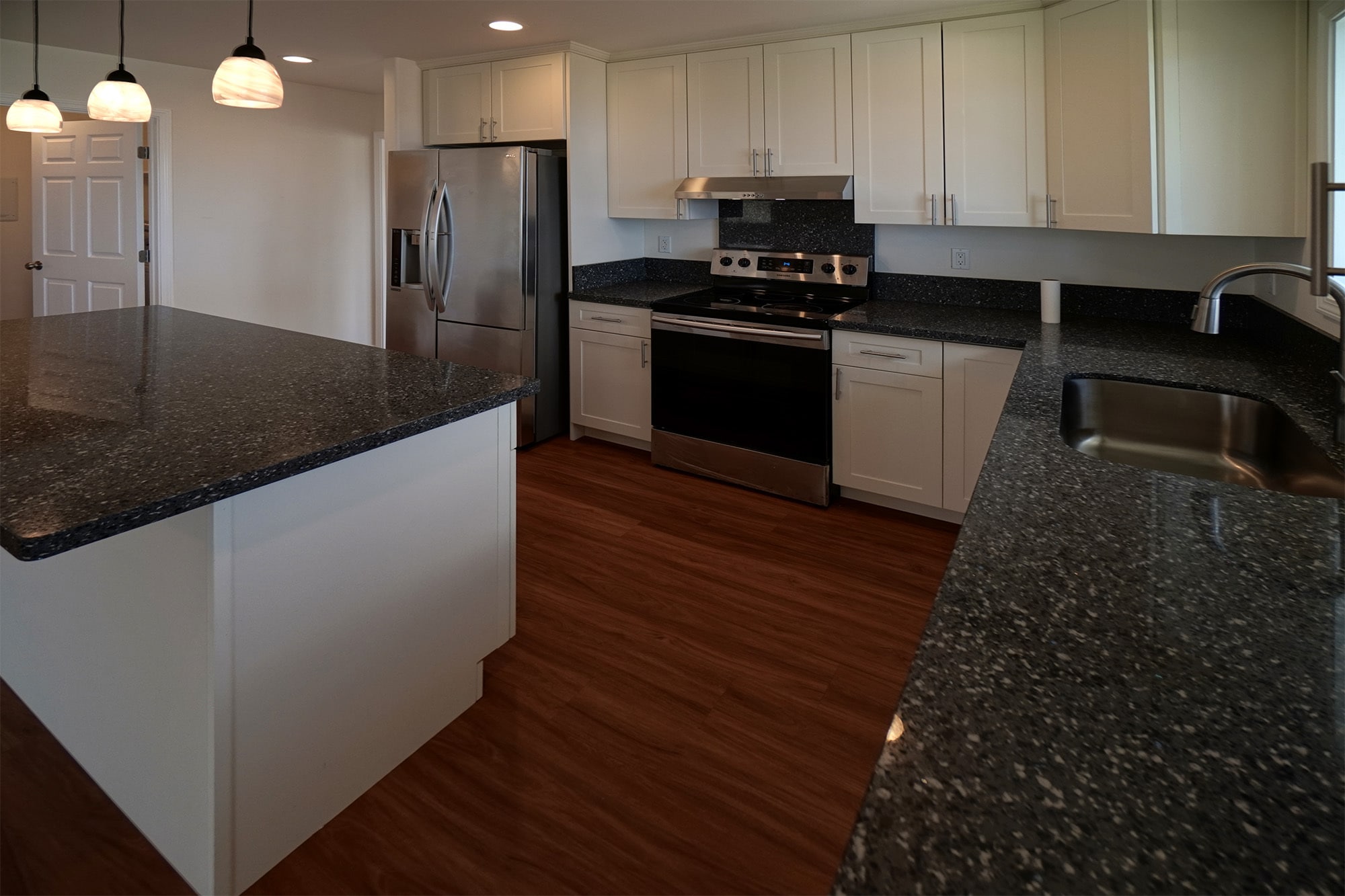 Building Photo - 4494 Sierra Dr