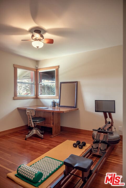 Building Photo - 1480 N Mentor Ave