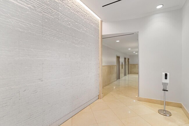Building Photo - 345 E 93rd St