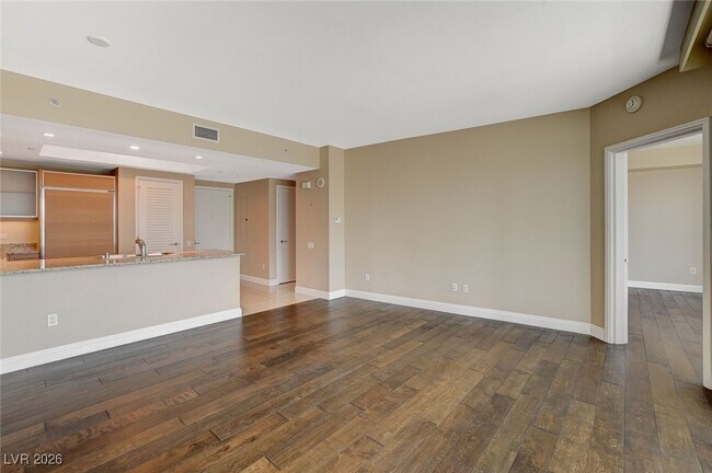 Building Photo - 222 Karen Ave