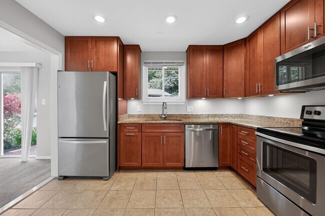 Building Photo - 4898 Wheatstone Dr