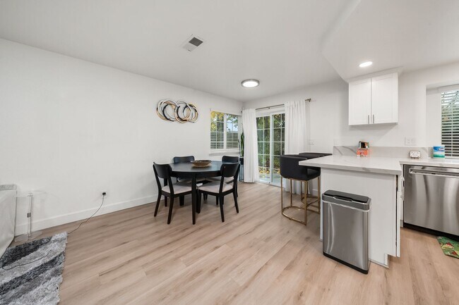 Building Photo - 8105 Prior Way