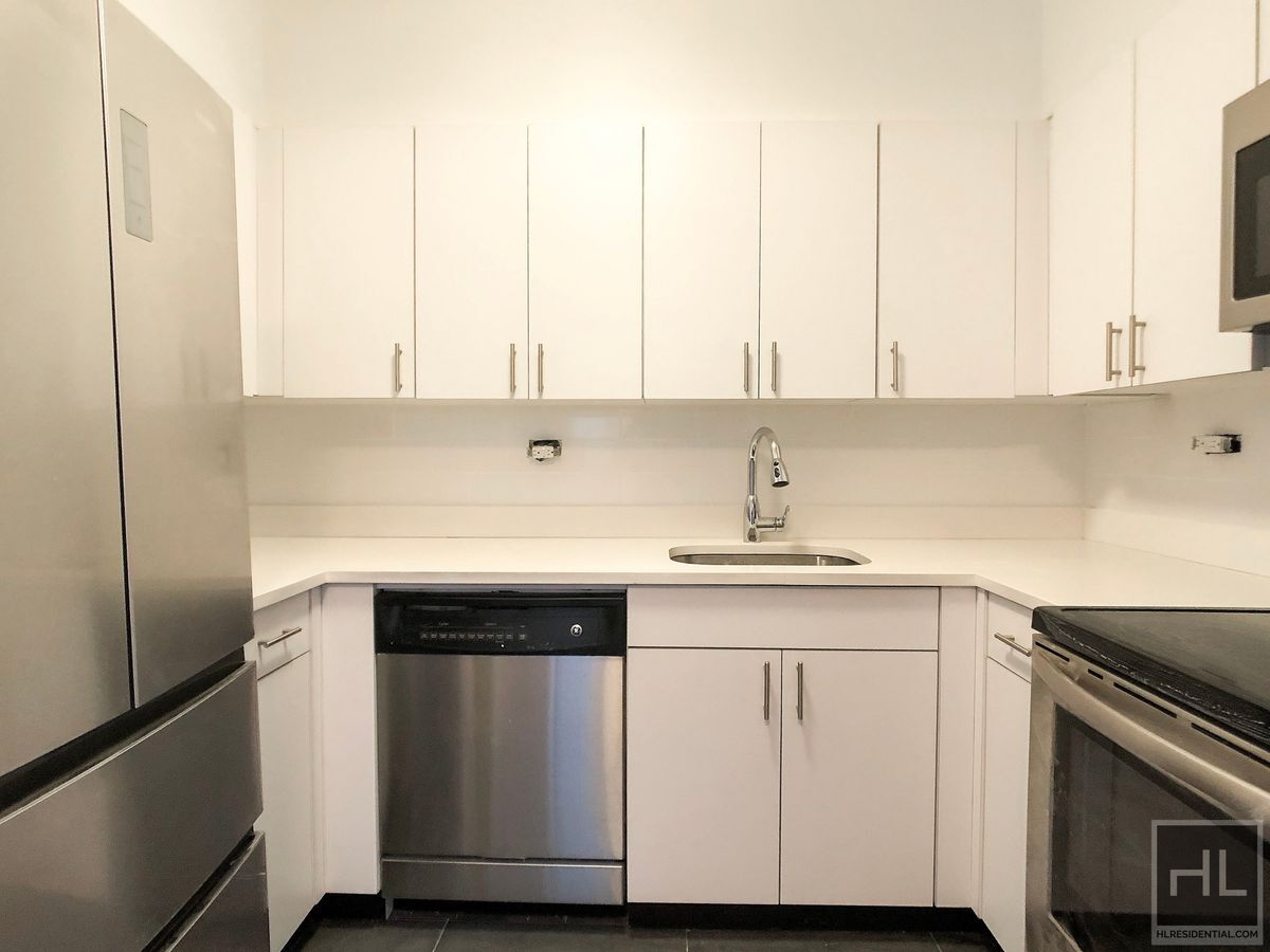 Building Photo - EAST 69 STREET