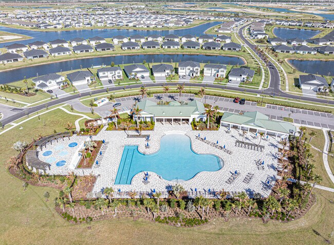 Building Photo - 9405 Serapis Wy