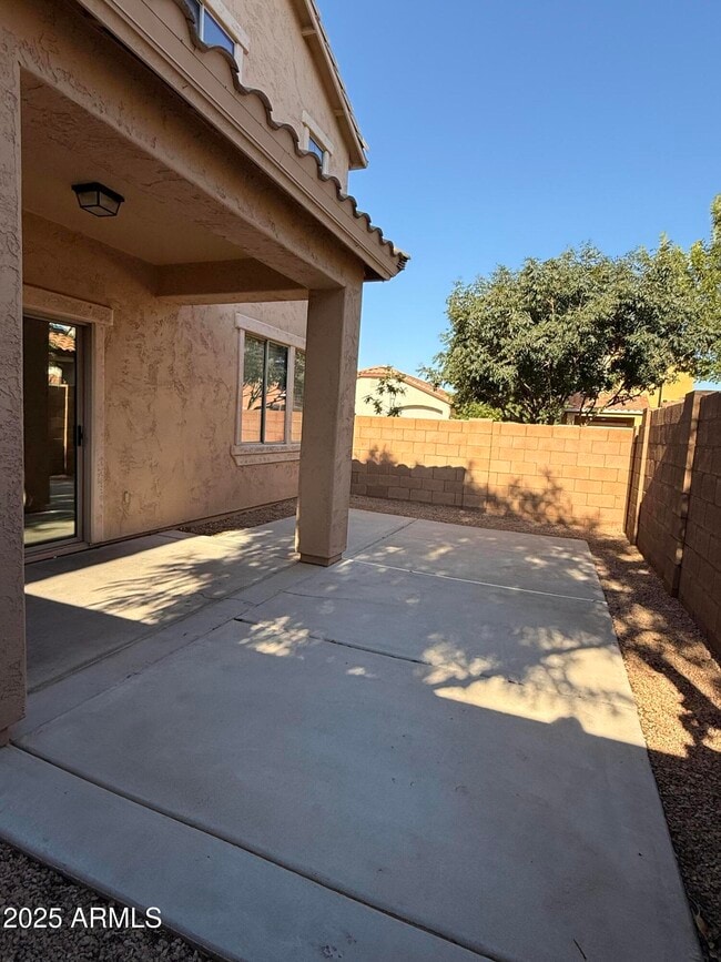 Building Photo - 848 S Colonial Dr