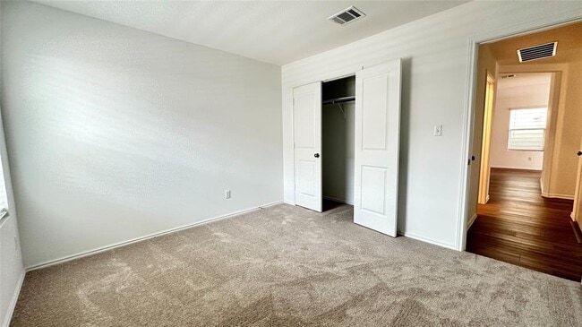 Building Photo - 155 Crawford