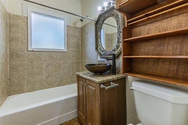 Building Photo - 2200 Montrose St