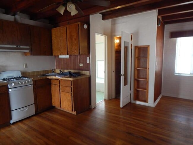 Primary Photo - FOR RENT