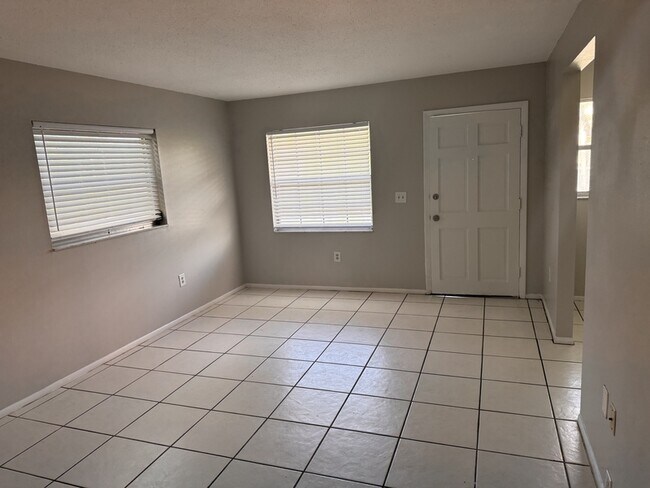 Building Photo - 2481 8th St