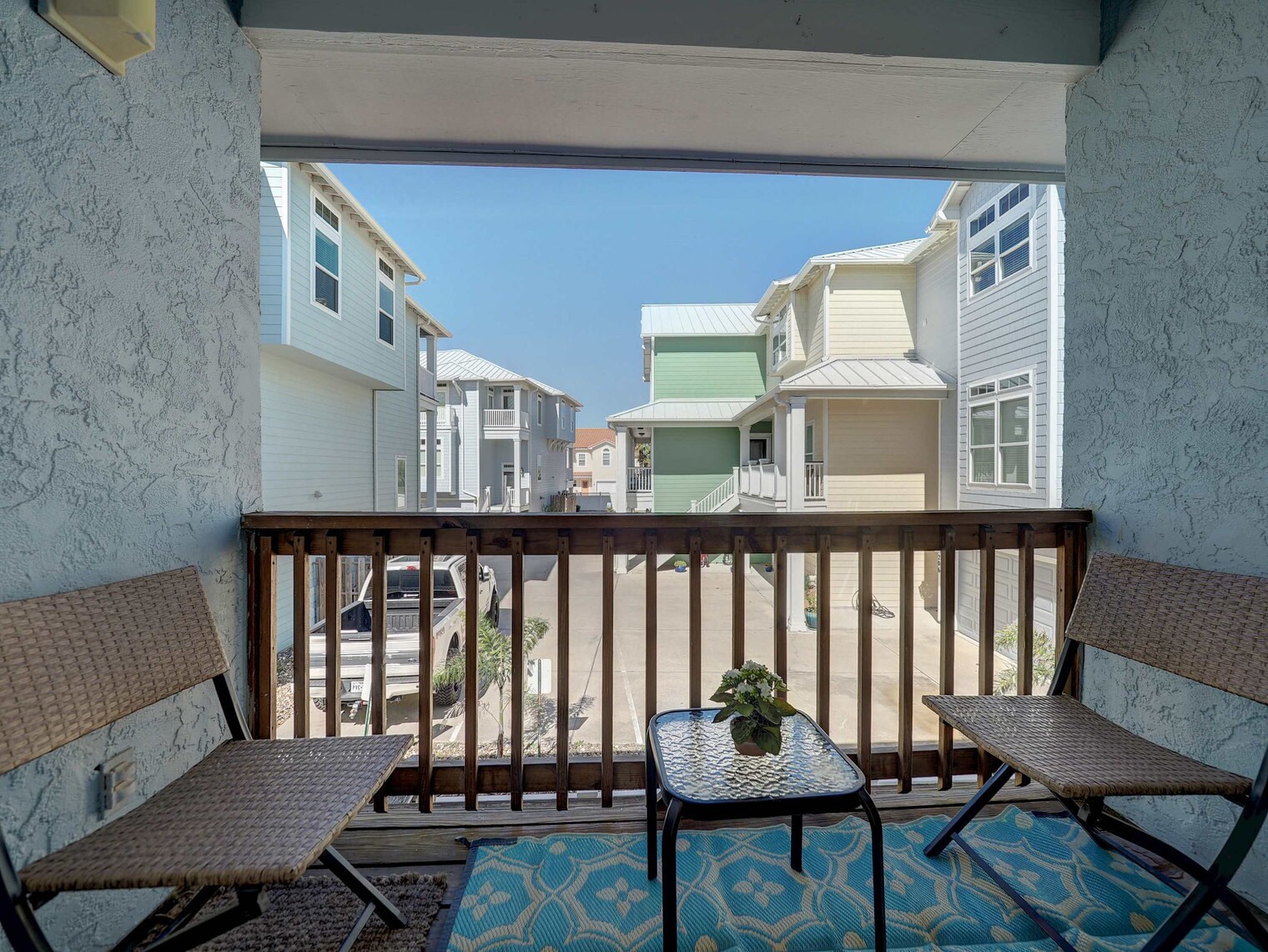 Building Photo - 14898 Granada Dr