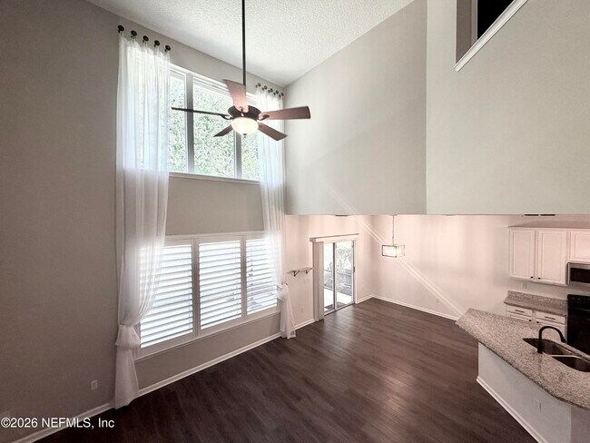 Building Photo - 1720 Cross Pines Dr