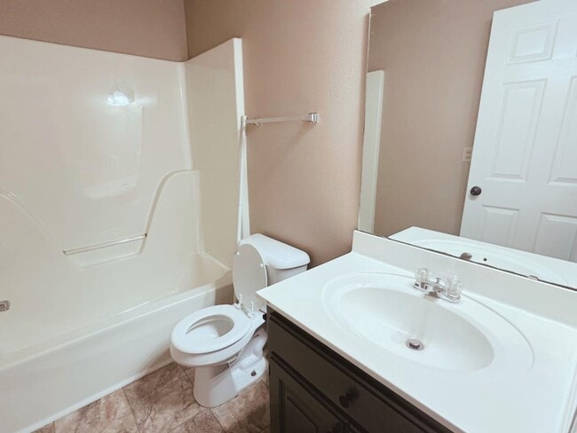 Building Photo - 115 Goodner Ln