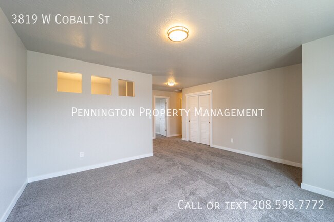 Building Photo - 3819 W Cobalt St
