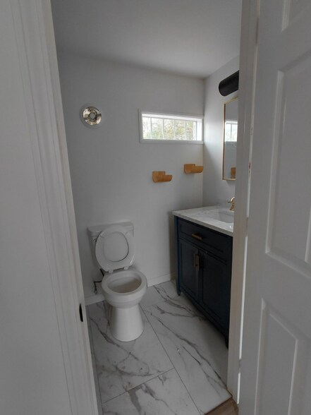 Building Photo - 1815 Wilmington St