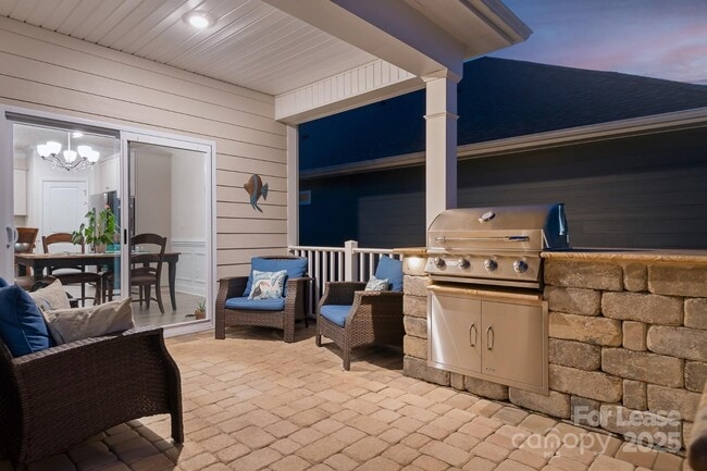 Building Photo - 5058 Antebellum Dr