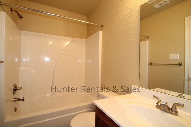 Building Photo - A Full Bathroom For Each Bedroom!!!