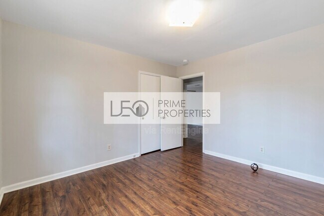 Building Photo - 2816 Deerwood Trail