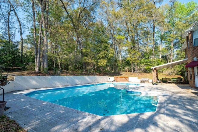 Building Photo - 491 Frank Shaw Rd