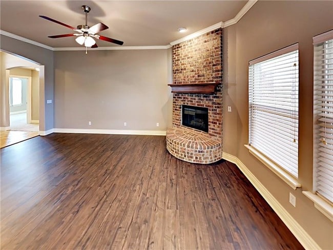 Building Photo - 13905 Teagen Ln