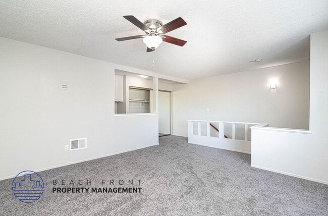 Building Photo - 217 S. Knott Av
