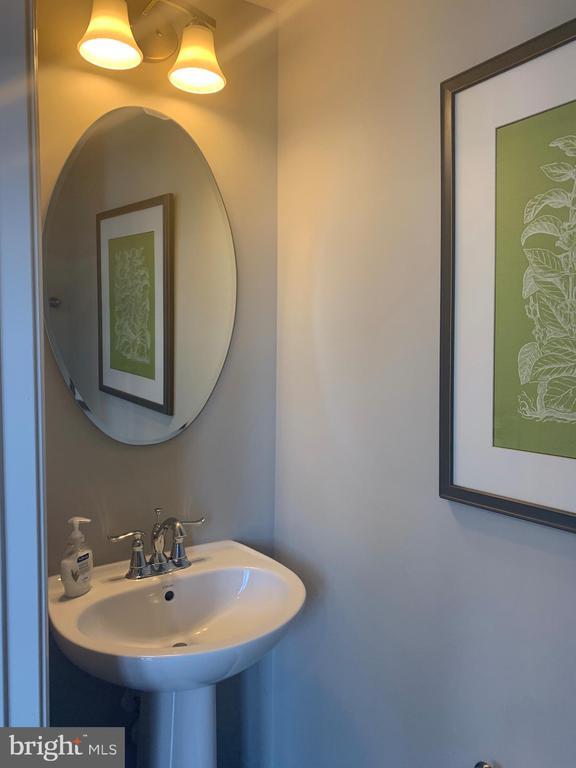 Building Photo - 6491 Jack Linton Dr S