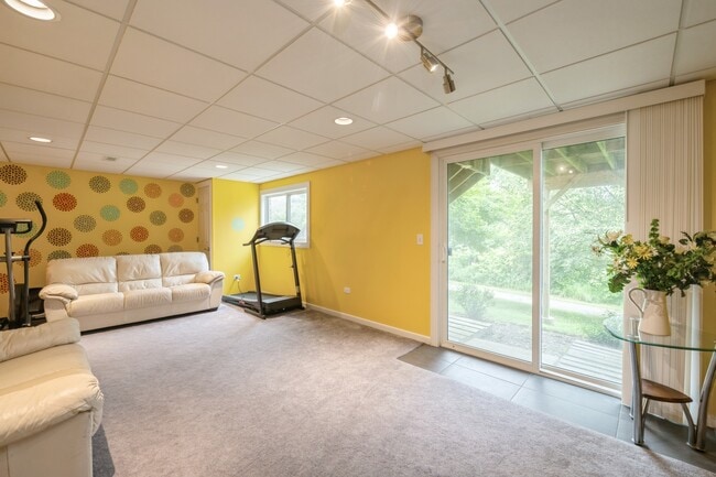Building Photo - 646 Grand Canyon Cir