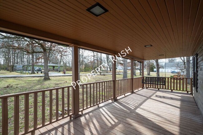 Building Photo - 8229 Patterson Rd