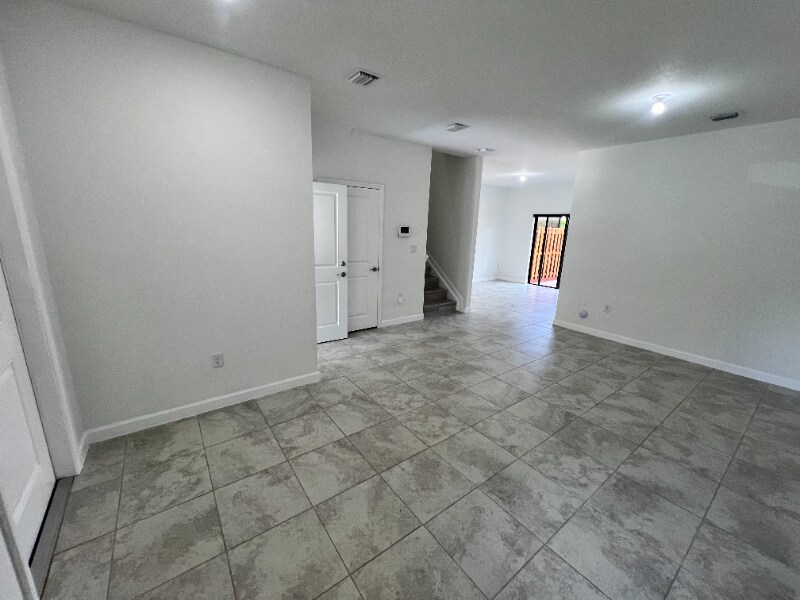 Building Photo - 25120 SW 114th Ave