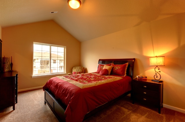 Building Photo - Craftsman Style Townhouse - 3 bedroom, 2.5 bath w/ Bonus Room - Attached Double Garage