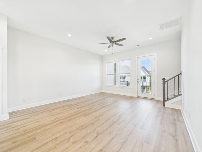 Building Photo - 308 Ferebee Pl