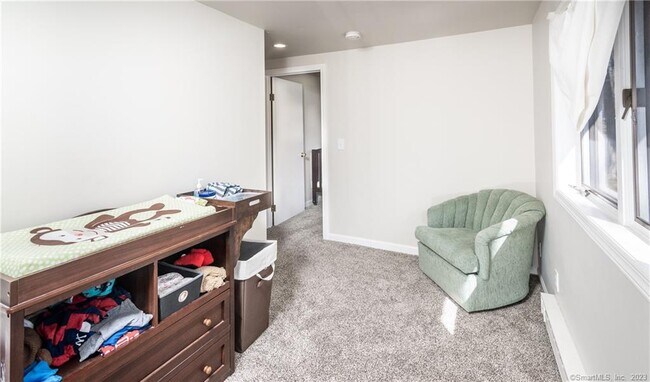 Building Photo - 56 S Rd