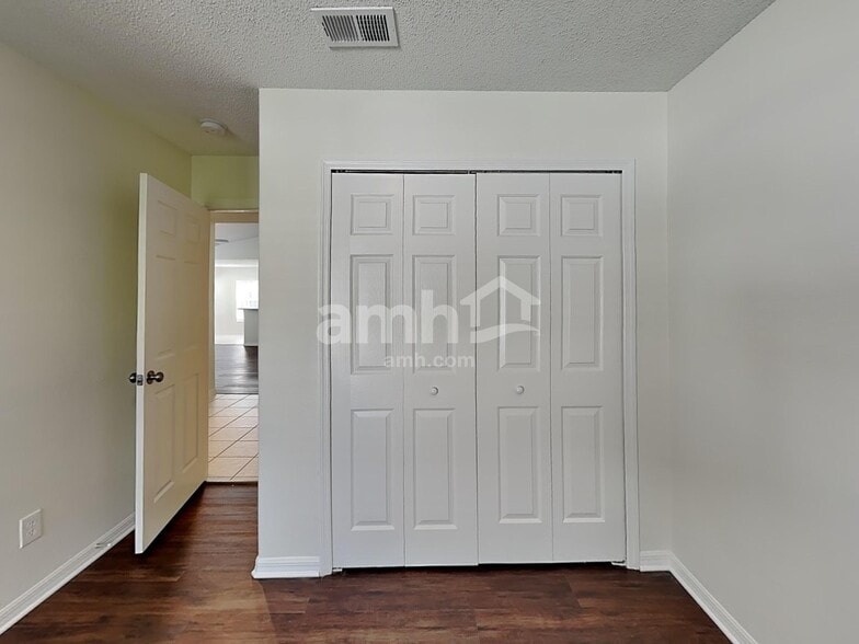 Building Photo - 4004 Malickson Dr