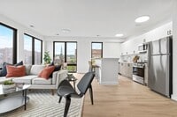 Building Photo - 407 Highland Ave