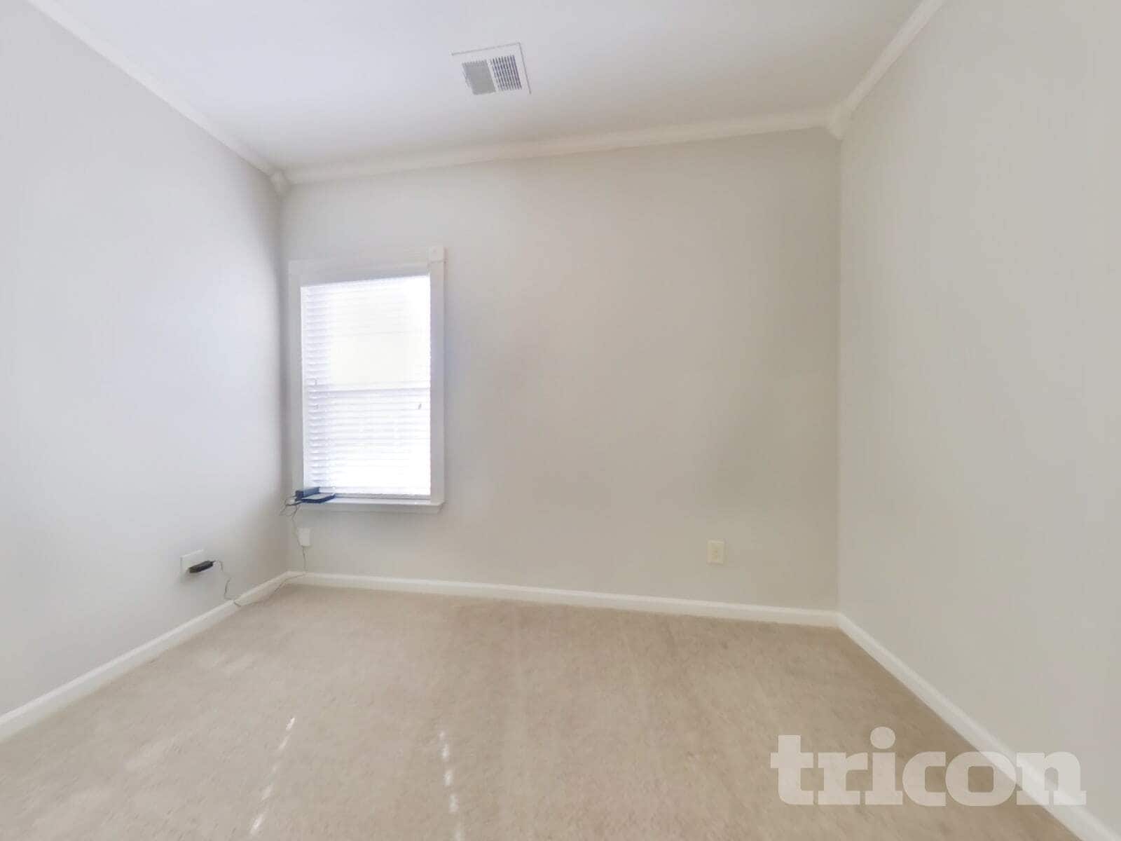 Building Photo - 21 Howard Ave