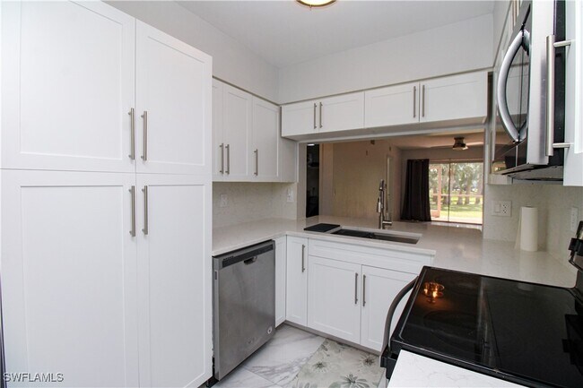 Building Photo - 105 Wading Bird Cir
