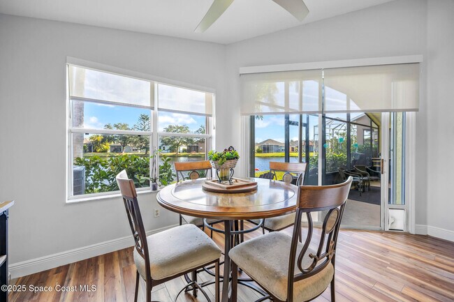 Building Photo - 1785 Ficus Point Dr