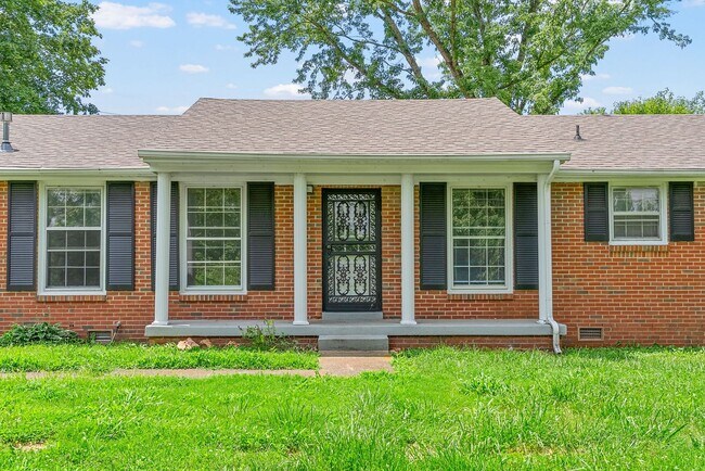 Building Photo - 3 Bedroom Pet Friendly Home For Rent!