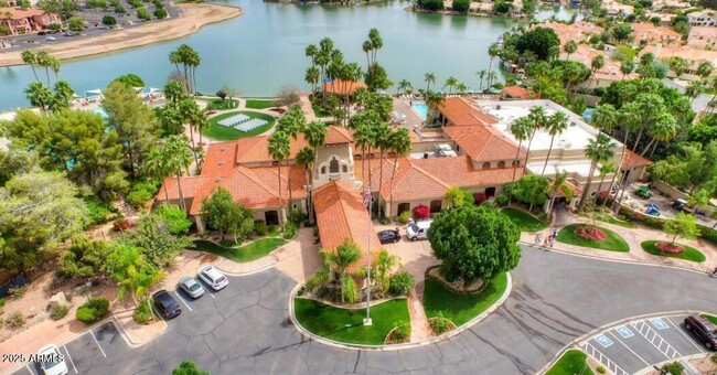 Building Photo - 1523 E Treasure Cove Dr