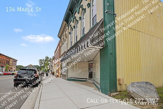 Building Photo - 134 Maple St