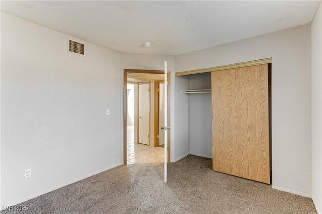 Building Photo - 4672 Krissylouise Way