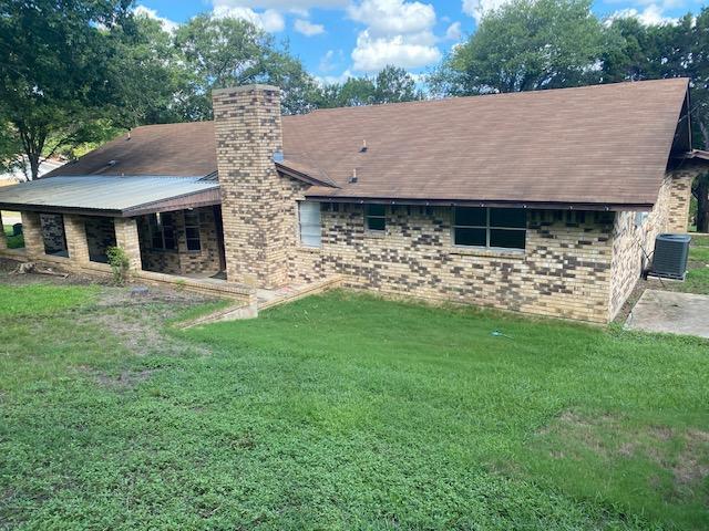 Building Photo - 827 Cliffside Dr