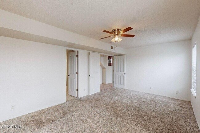 Building Photo - 4409 Loma Clara Ct