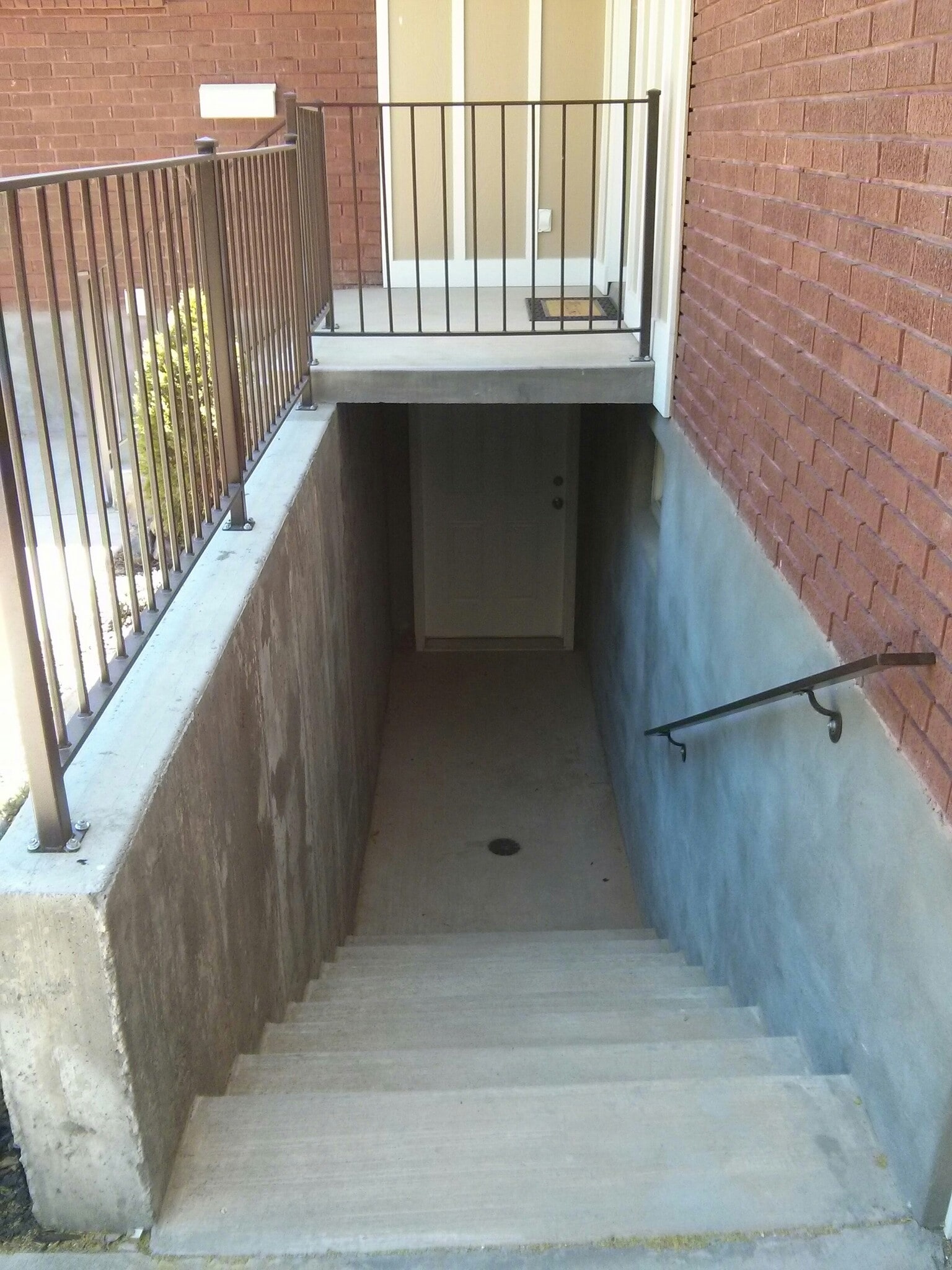 Stairs - 373 N 800 W