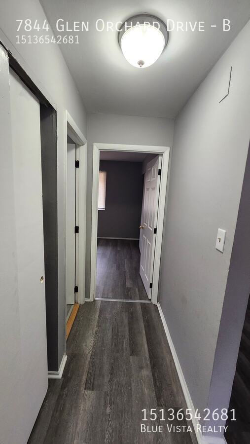 Building Photo - 7844 Glen Orchard Dr