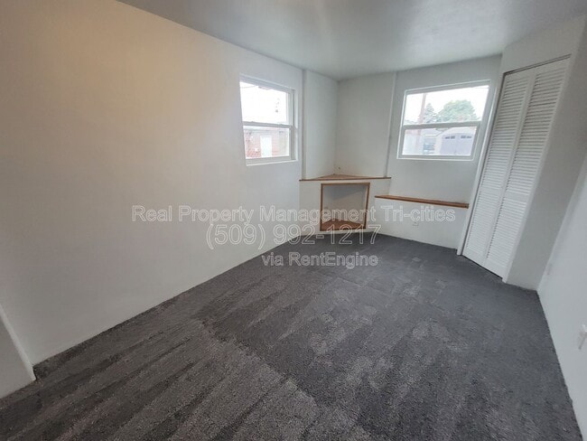 Building Photo - 1416 N 14th Ave