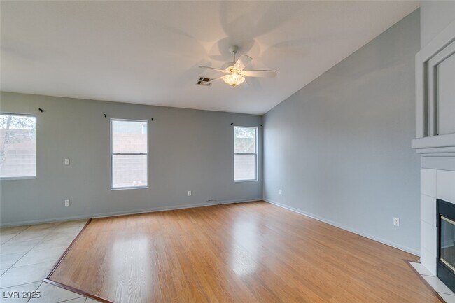 Building Photo - 7782 Top Hat Ave