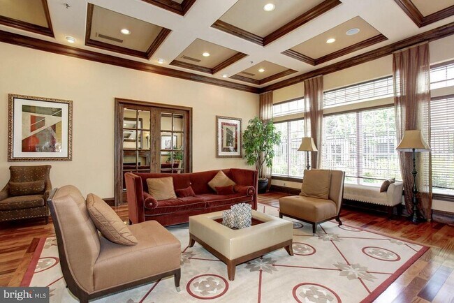Building Photo - 12958 Centre Park Cir